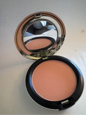 VINTAGE | MAC Cosmetics Beauty Powder | Tahitian Sand
